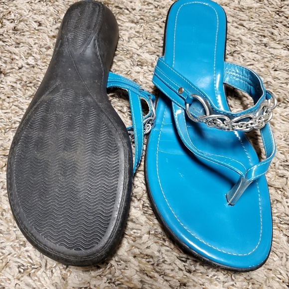 Turquoise sandals - Picture 3 of 3